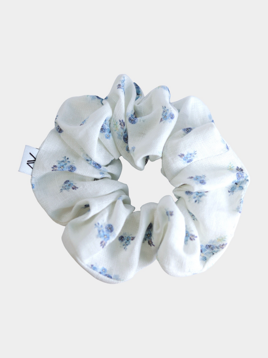 Brunnera scrunchie in linen